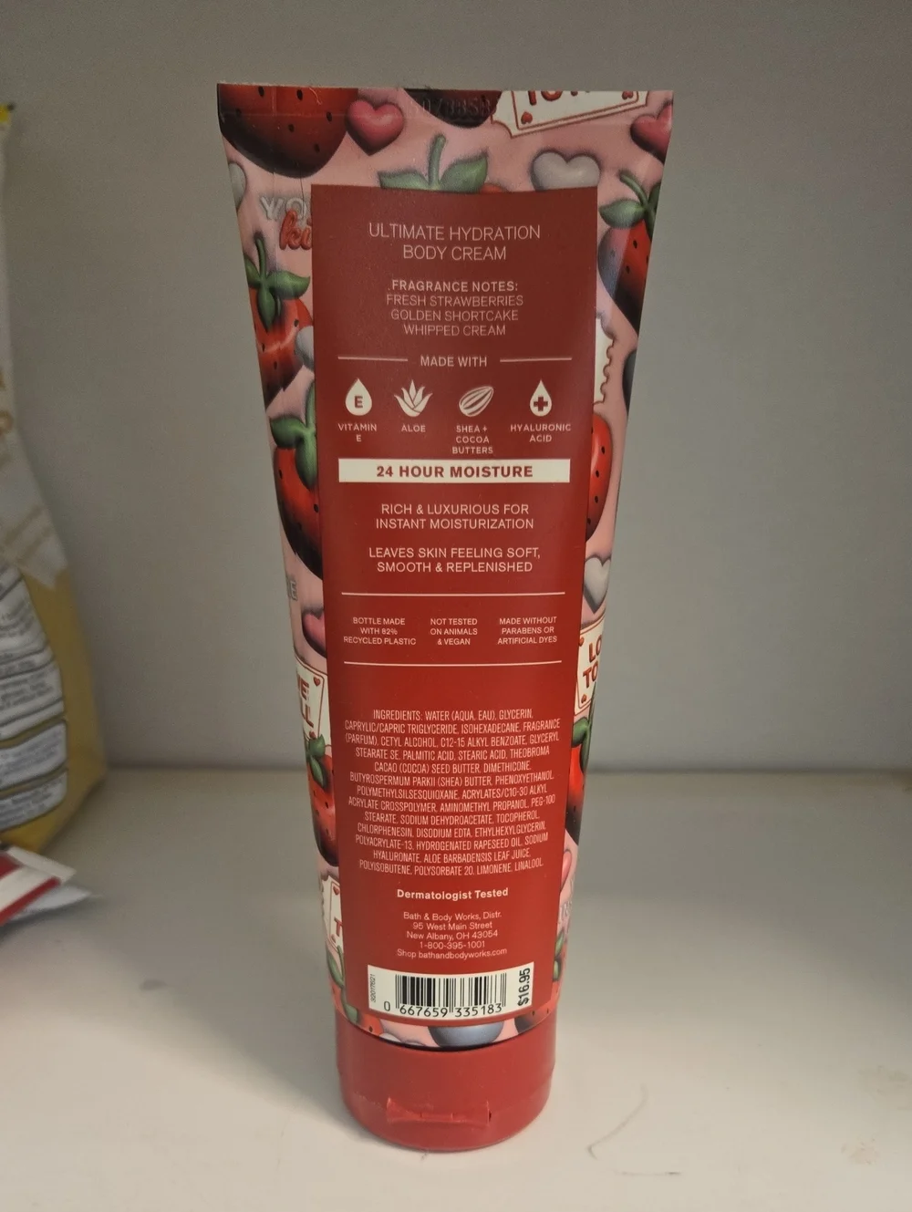 Bath & Body Works Strawberry Pound Cake Body Cream